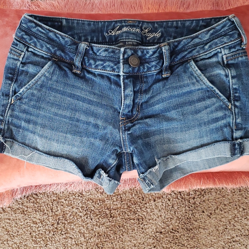 American Eagle Shorts. Denim. Size 4. Like New.